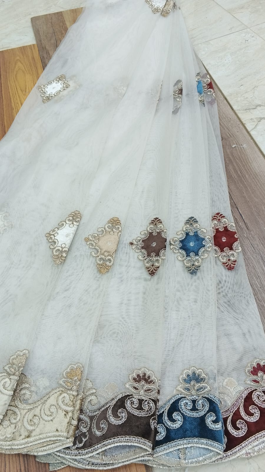 Embroidered curtains ستائر المطرزة الانيقه