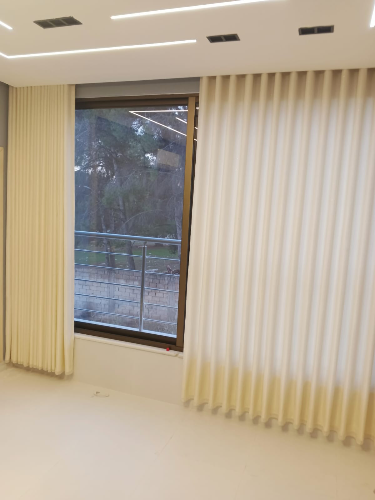 ستائر ويفي (Wave Curtains) عصرية - تفصيل وتركيب احترافي